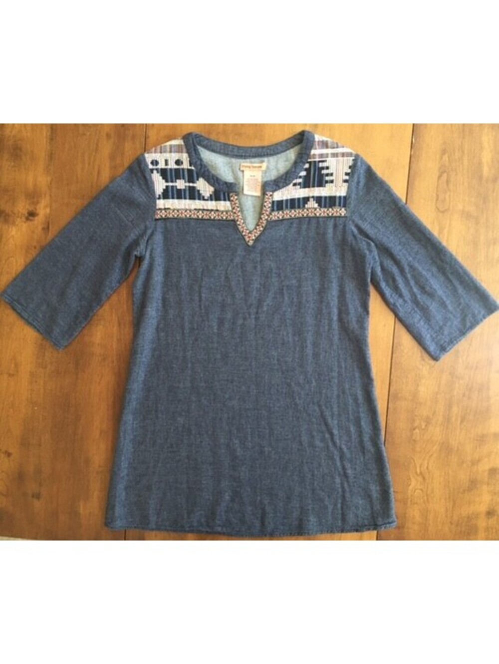 Womens FLYING TOMATO TUNIC DRESS V-Neck EMBROIDERED Chambray Blue MEDIUM